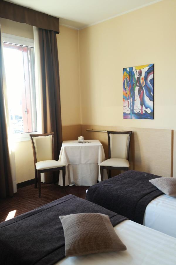 Hotel Vittoria Рубано Екстер'єр фото