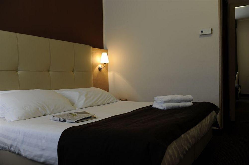 Hotel Vittoria Рубано Екстер'єр фото