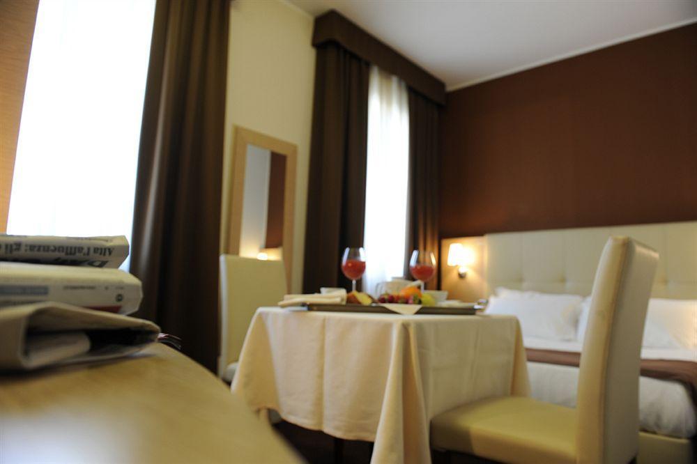Hotel Vittoria Рубано Екстер'єр фото