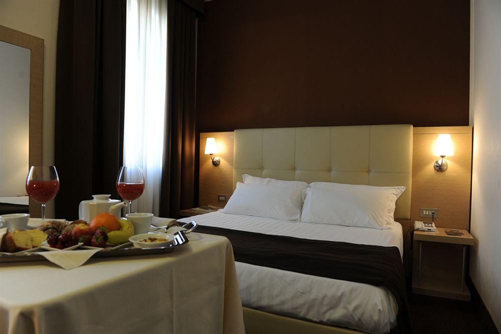 Hotel Vittoria Рубано Екстер'єр фото