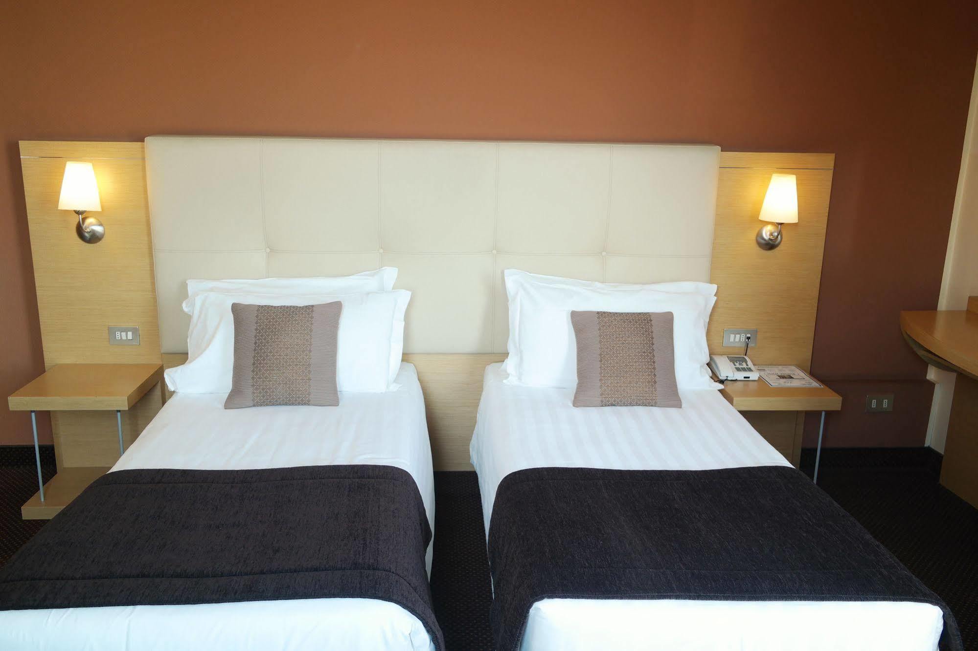 Hotel Vittoria Рубано Екстер'єр фото