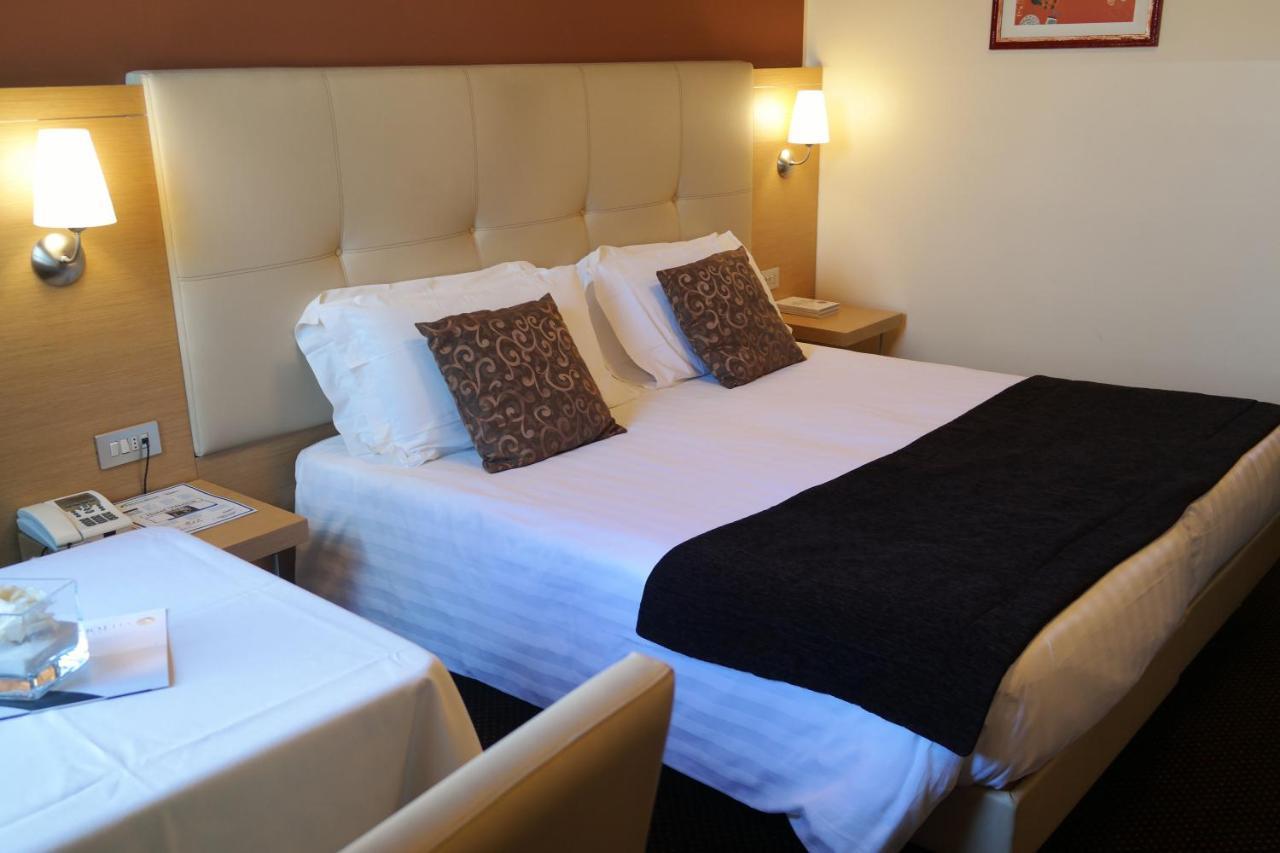 Hotel Vittoria Рубано Екстер'єр фото